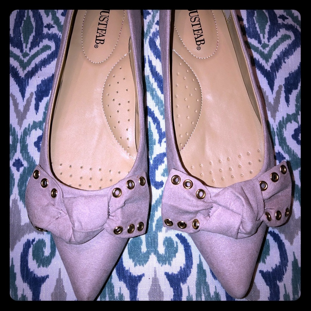 Great nude vegan suede flat goes with everything💋